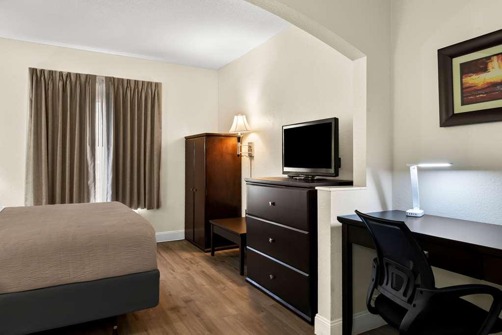 Quality Inn & Suites Lafayette Chambre photo
