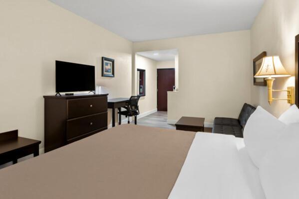Quality Inn & Suites Lafayette Extérieur photo